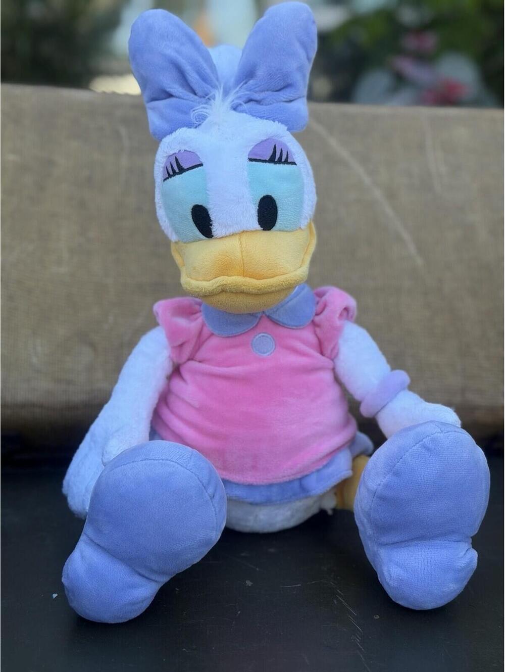 🦆🎀 Disney Daisy Duck Plush 16" Pink Purple Official Disney Store 🦆🎀
